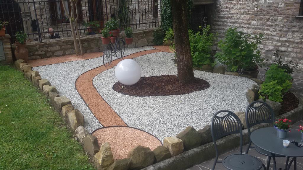 Residenza Di Via Piccardi Bed & Breakfast Gubbio Exterior photo